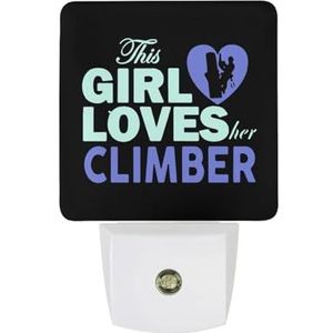 Meisje Houdt Van Klimmer Warm Wit Nachtlampje Plug In Muur Schemering naar Dawn Sensor Lichten Binnenshuis Trappen Hal