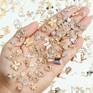 50 stuks 3D gemengde luxe nagelbedels van metaal, goud/zilver, vlinder/strik, nageldecoratie met kristallen manicure-sieraden - 11