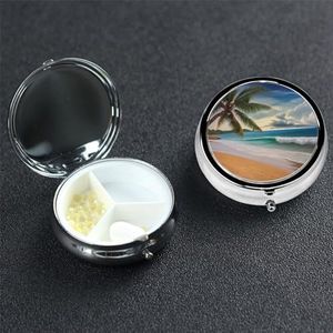 Kokospalmboom, zandstrand, pillendoosje met 3 vakken, pillendoosje voor portemonnee of zak, kleine medicijnorganizer met spiegel, reispillendoos, decoratieve metalen vitaminecontainer, uniek cadeau