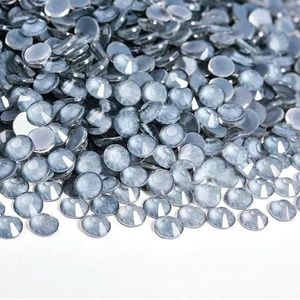 SS3-SS30 Jet Hematite Color-stickers Nail Art Flat back Non Hotfix Rhinestones Lijm op Rhinestone Nail Art Strass Gym Dress F0246-Nieuw lt Grijs-SS12-1440 stuks