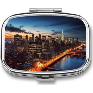 Reizen Pil Organizer Draagbare Pillendoos met 2 Compartiment New York City Scenery Pil Case met Spiegel Kleine Pillenhouder Dagelijkse Pillencontainer Decoratieve Vitamine Organizer