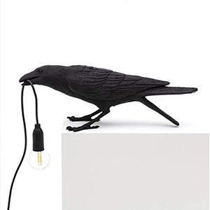 SYyshyin Acht Stijlen van Tweekleurige Raven Creatieve Lichten Kraai Wandlamp Vogel Beweegbare Hars Nordic Tafellamp Spaarlamp ONS Regelgeving (Color : E)