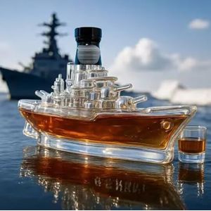 Whisky Fles Schip Vormige 300 ml Glazen Karaf 3D Creatieve Auto Thema Lege Wijnflessen voor Drank Opslag Handgeblazen Barware Home Bar Art Decor Gift (A)