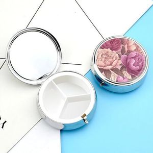 Pillendoosje pillendoosje voor vrouwen, wekelijkse pillenorganizer met 3 compartimenten, verschillende rode bloemen, kleine pillendoos, pillendoos, draagbare vitaminehouderdozen voor op reis,