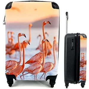 MuchoWow® Koffer - Flamingo - Dieren - Water - Roze - Past binnen 55x40x20 cm en 55x35x25 cm - Handbagage - Trolley - Fotokoffer - Cabin Size - Print