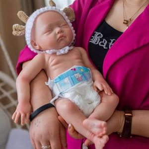 MAIDEDOLL Reborn Dolls Platina Siliconen Full Body 19 inch/6 lbs Zachte Flexibele Realistische Solid Siliconen Babypop Levensechte Babypop Gewogen Slaappop Gesloten Ogen (Meisje)