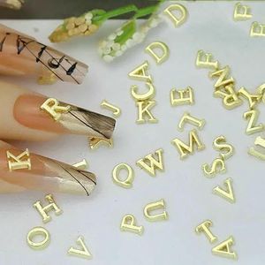 26 stuks 3D gouden alfabet nail art bedels legering AZ Engelse letters nail art decoraties luxe sieraden DIY manicure accessoires-goud-26 stuks