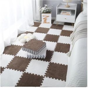 Zeyeo 6 Stuks 30x30x1cm Pluche In Elkaar Grijpende Schuimtegelmatten - Ideaal Voor De Woonkamer En Meer(Dark Brown+White)