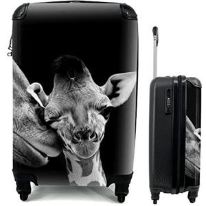 MuchoWow® Koffer - Dieren - Zwart - Wit - Giraffe - Portret - Past binnen 55x40x20 cm en 55x35x25 cm - Handbagage - Trolley - Fotokoffer - Cabin Size - Print