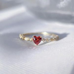 Mode charme liefde robijn ringen voor vrouwen hart rood kristal zirkoon Ring bruiloft partij sieraden verjaardag cadeau -6-goud