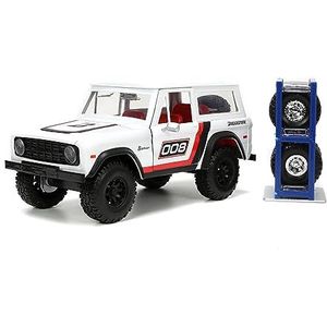 Just Trucks 1:24 1973 Ford Bronco Die-Cast Truck & Tire Rack, Toys for Kids and Adults(White/Red)