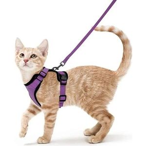 DCNIYT Kattenharnas en riem om te wandelen, ontsnappingsbestendige zachte verstelbare tuigjes voor kat, ademende reflecterende strepen jas (kleur: paars, maat: XS)