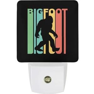 Retro Bigfoot Warm Wit Nachtlampje Plug In Muur Schemering naar Dawn Sensor Lichten Binnenshuis Trappen Hal