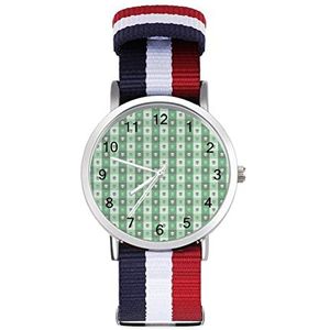 Alien Gezichten Groene Vierkanten Unisex Nylon Horloge Verstelbare Horloges Casual Grote Gezicht Horloge Gemakkelijk te lezen