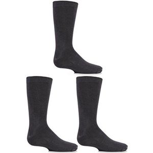 SockShop Effen bamboesokken voor jongens en meisjes met comfortabele manchet en handgekoppelde tenen in 3 paar en 5 paar verpakkingen, Grijs, 8-12 Years