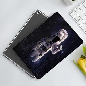CONERY Hoesje compatibel iPad 10.2"" (9e/8e/7e generatie) Galaxy, Astronaut in de ruimte Stardust Nevel in Melkweg Kosmonaut Apollo Art, Wit Dark Blu, Slim Smart Magnetische Cover met Auto Wake