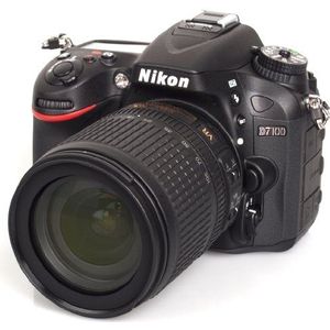 Nikon D7100 SLR digitale camera (24 megapixels, 8 cm (3,2 inch) TFT-monitor, Full-HD-Video) Kit incl. AF-S DX 18-105 mm 1:3,5-5,6G ED VR lens zwart