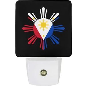 Filippijnse Zon Vlag Warm Wit Nachtlampje Plug In Muur Schemering naar Dawn Sensor Lichten Binnenshuis Trappen Hal