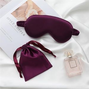 Oogmasker voor slapen geïmiteerde zijden slaap oogmasker reizen slapen oogschaduw oogbedekking dutje ooglap blinddoek patch rest snurken met draagtas tas (donkerpaars)