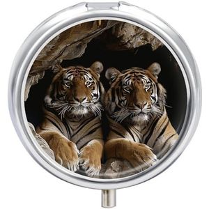 Ronde metalen pillendoos, tijger in grot, bedrukte reispillenorganisator, draagbare pillencontainer, kleine pillendoos voor portemonnee en zak voor het bewaren van vitamines, medicijnen en