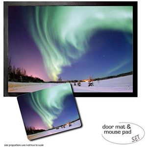 1art1 Polar Lampen, Aurora Borealis Over Snow Covered Landscape Deurmat (70x50 cm) + Muismat (23x19 cm) Cadeauset
