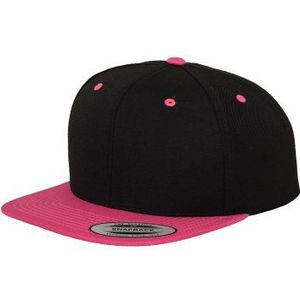 Flexfit Snapback Cap - Black Pink