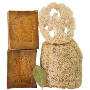 Kanaan Originele Aleppo-zeep, 2 x 200 g, met luffa, 15% laurierolie en 85% olijfolie, handgemaakte natuurlijke zeep voor de gevoelige huid, peeling, hydraterend en antibacterieel, zonder chemische