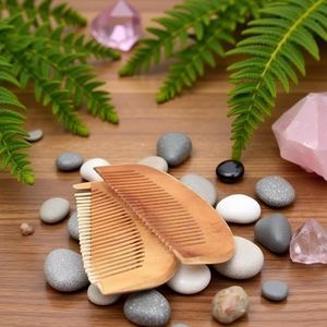 2 Stks Natuurlijke Perzik Hout Fijne Tand Haar Kam Antistatische Haarverzorging Houten Kam Handgemaakte Gift Kam Voor Vrouwen en Mannen Massage Ontwarren Gereedschap Verzorging Accessoires