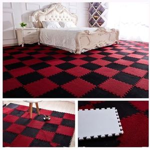 Zeyeo 32 Stuks 12x12 Inch Pluche In Elkaar Grijpende Schuimrubberen Vloermatten - Zachte Vierkante Tegels Voor Decoratie Van De Speelkamer Thuis Met Doe-het-zelf-functie Om Te Snijden(Red+Black)