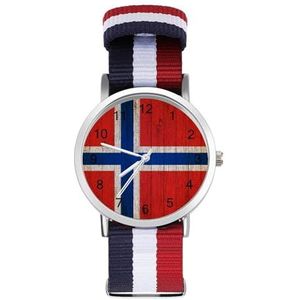 Noorwegen Vlag Op Grunge Houten Casual Heren Horloges Voor Vrouwen Mode Grafische Horloge Outdoor Werk Gym Gift