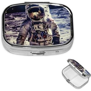 Pillendoos Geneeskunde Pil Organizer US Astronaut Travel Moon Kleine Pillendoosje Reizen Pillencontainer Draagbare Pillendoos voor Pocket 2 Compartiment Pillenhouder Pillendozen voor Reizen