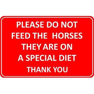 Voer de paarden niet met een speciaal dieetbord - 1,2 mm Stijf plastic 200 mm x 150 mm