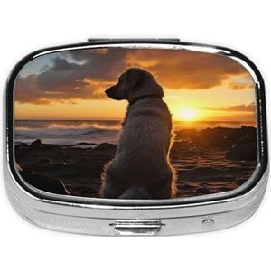 Hond en zonsondergang print pillendoos vierkante metalen pillendoos met 2 compartimenten draagbare mini pillenorganisator schattige pillencontainer voor zakportemonnee kantoor reizen