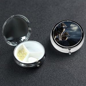 Wolves in The Moonlight pillendoos, 3 compartimenten, kleine pillendoos voor portemonnee en zak, metalen pillenetui met spiegel, dagelijks reizen, pillenorganizer, draagbare medicijnvitaminehouder,