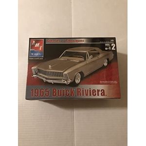 AMT 1965 Buick Riviera-model