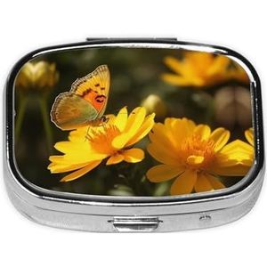 Pillendoos, Snap Shut Deksels Reizen Pillendoos, Draagbare Lange Termijn Opslag Pil Organizer voor het Dragen in Zakken, Portefeuille, Reizen, Werk (Gele Bloem en Vlinder)