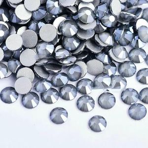 SS3-SS30 Jet Hematite Kleur slierten Nail Art Flat back Non Hotfix Rhinestones Lijm op Rhinestone Nail Art Strass Gym Dress F0246-lt Grijs Mokka-SS5-1440 stuks