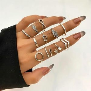 Mode Vrouw Zilveren Kleur Geometrische Ringen Set Voor Vrouwen Meisjes Vintage Ster Hart Pijl Ring Sieraden Gifts-IF107912796