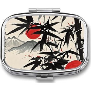 Inktschilderij van rode zon en bergen reizen pillenorganisator een dagelijkse pillendoos voor supplementen pillendoosje met 2 compartimenten, handig voor het dragen en bewaren van medicijnendoos