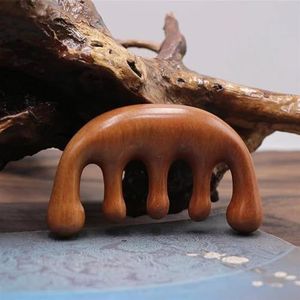 Massagekam voor het kammen van rood sandelhout acht tanden verdikte hoofdkammen voor haarcadeau (maat : perzikhout)