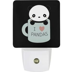 Leuke Liefde Panda's Warm Wit Nachtlampje Plug In Muur Schemering naar Dawn Sensor Lichten Binnenshuis Trappen Hal