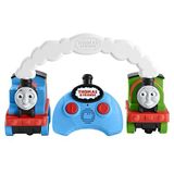 ​Fisher-Price Thomas & Friends Race & Chase R/C - UK English Edition, remote controlled toy train engines for toddlers and preschool kids