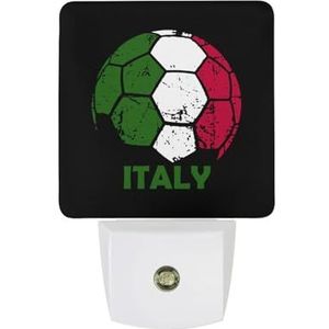 Italiaanse Vlag Voetbal Voetbal Warm Wit Nachtlampje Plug In Muur Schemering naar Dawn Sensor Lichten Binnenshuis Trappen Hal