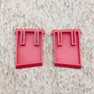 ULEIVA Vervanging toetsenbordvoeten rood 1 paar (2 stuks) compatibel met Logitech G213 toetsenbord reserveonderdeel toetsenbordstandaard keyboard voeten (rood)