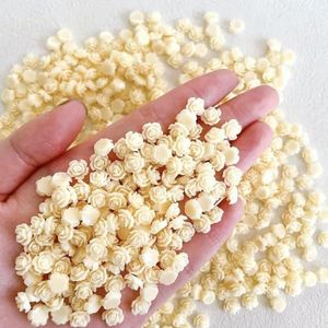50 stuks schattige nieuwe hars mini witte vergulde roos nagel strass steentjes edelstenen glitter nagel kunst sieraden manicure nagel kunst decoraties-8mm macaron