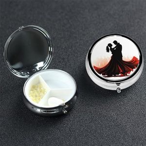 Pillendoosje Ronde Pillendoos Pil Organiseren met 3 Compartimenten Ballroom Dance Medicine Organizer Box Waterdichte Kleine Pil Case voor Reizen Metalen Pillencontainers voor Medicatie Planner