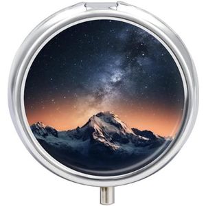 Starry Night The Mountains Ronde Pillendoos Draagbare Metalen Pil Case 3 Compartiment Kleine Reizen Pil Organizer Leuke Vitaminen Houder Organizer voor Portemonnee Pocket
