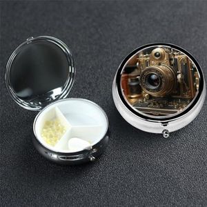 Oude Camera Pil Case 3 Compartiment Pillendoos Ronde Pil Organiseren Metalen Waterdichte Geneeskunde Organizer Doos voor Reizen Kleine Pillen Container Draagbaar voor Supplementen
