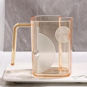 Mondwaterbekers en tandenborstelbekers