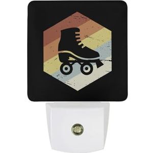 Retro 70 s Rolschaatsen Warm Wit Nachtlampje Plug In Muur Schemering naar Dawn Sensor Lichten Binnenshuis Trappen Hal